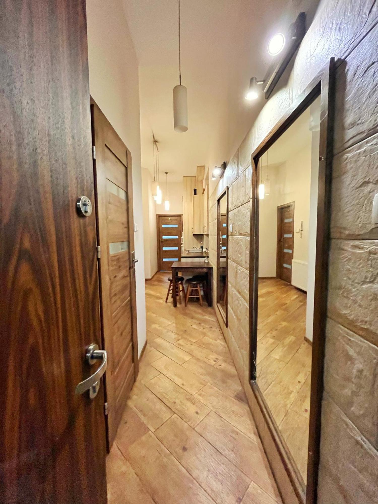Cozy Rooms In Old Town And Wawel Krakow Exterior photo